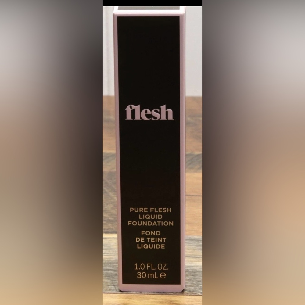 Flesh Pure Flesh Liquid Foundation - in Froth